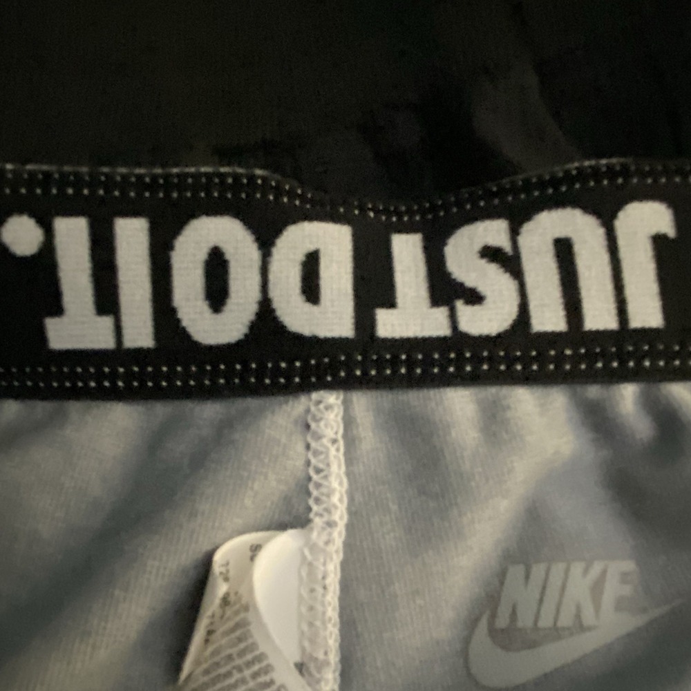 Nike Leggings Women sz L Swoosh Logo Stretch Athletic Gray Pattern - Picture 8 of 10